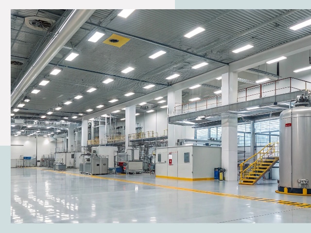 Освещение ангаров в Махачкале от 621 руб. - Эффективные решения