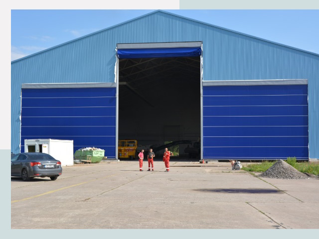 Ангарные ворота в Махачкала от СтальСтрой-Мхч по цене 621 руб.